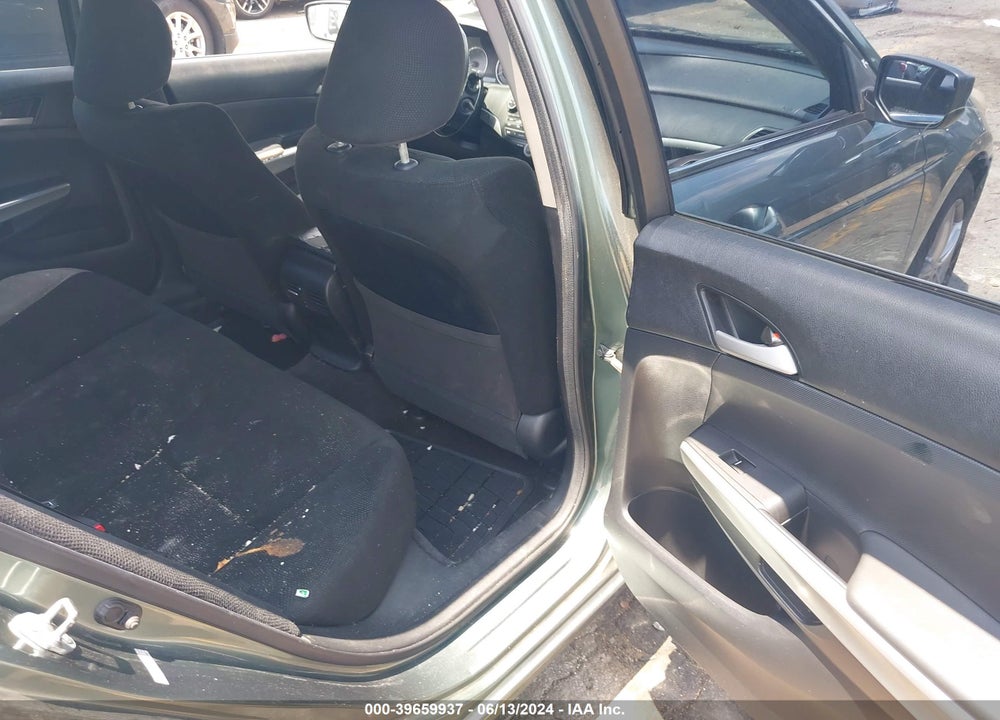 2010 HONDA ACCORD 2.4 EX VIN: 1HGCP2F75AA086881