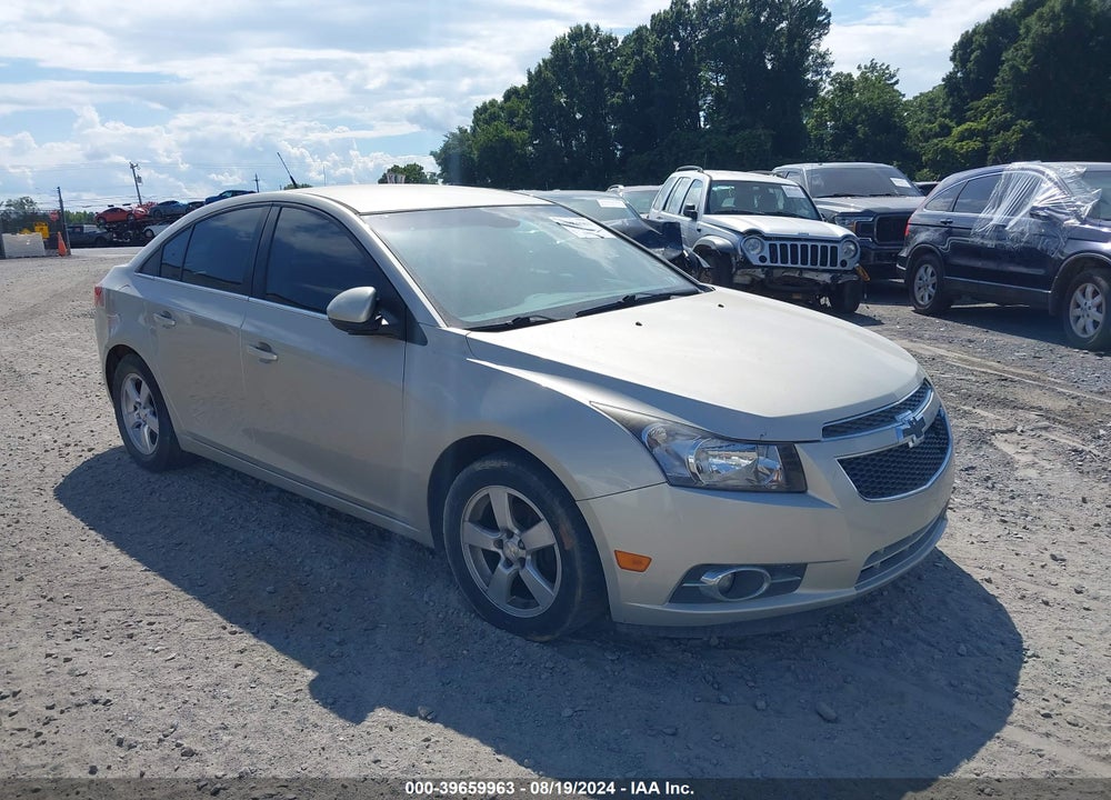 2014 CHEVROLET CRUZE 1LT AUTO VIN: 1G1PC5SB6E7453046