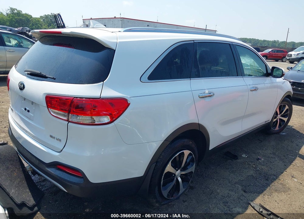 2017 KIA SORENTO 3.3L EX VIN: 5XYPHDA53HG296954