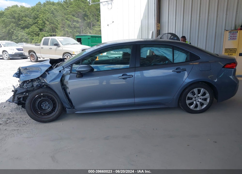 2024 TOYOTA COROLLA LE VIN: 5YFB4MDE4RP104441