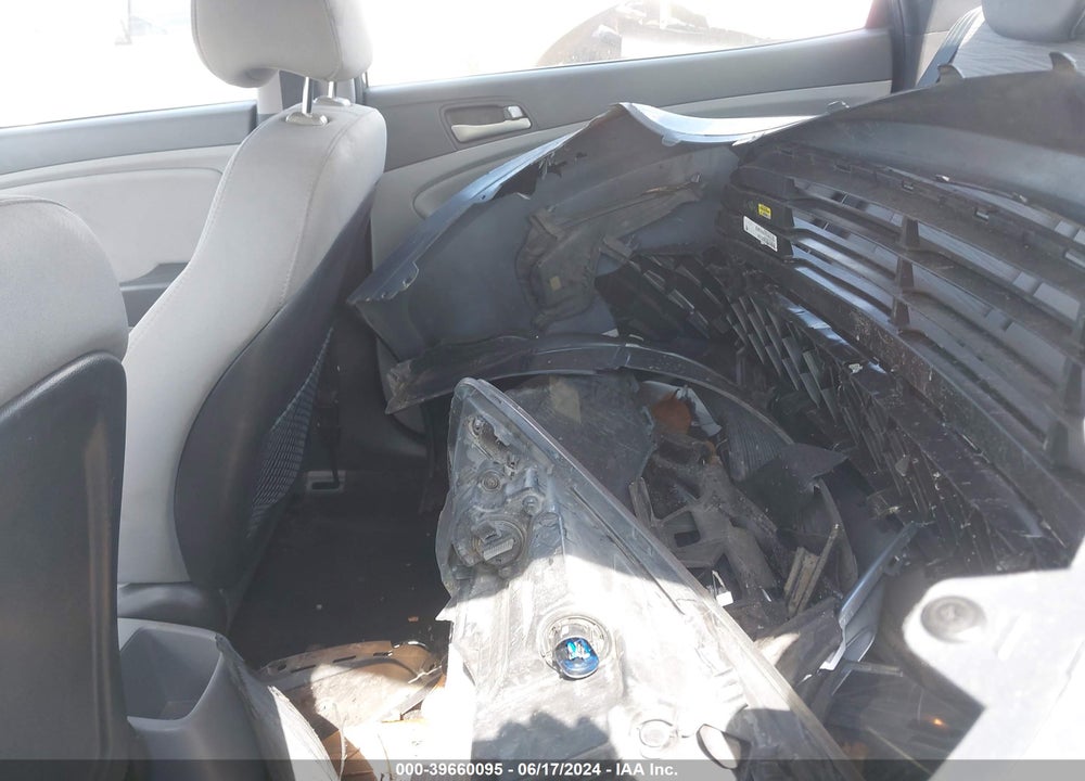 2017 HYUNDAI ACCENT SE VIN: KMHCT4AE7HU173553