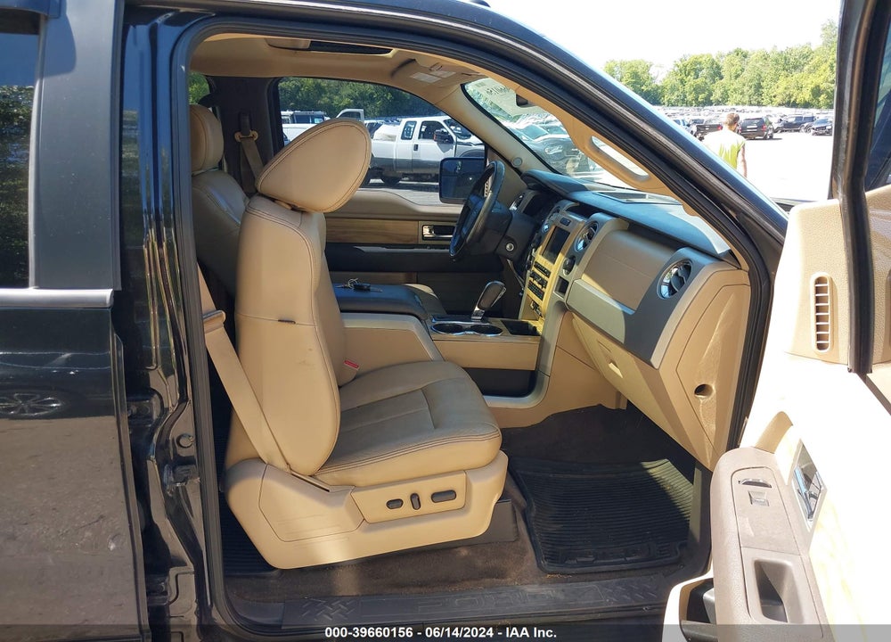 2011 FORD F-150 LARIAT VIN: 1FTFW1EFXBFA38850