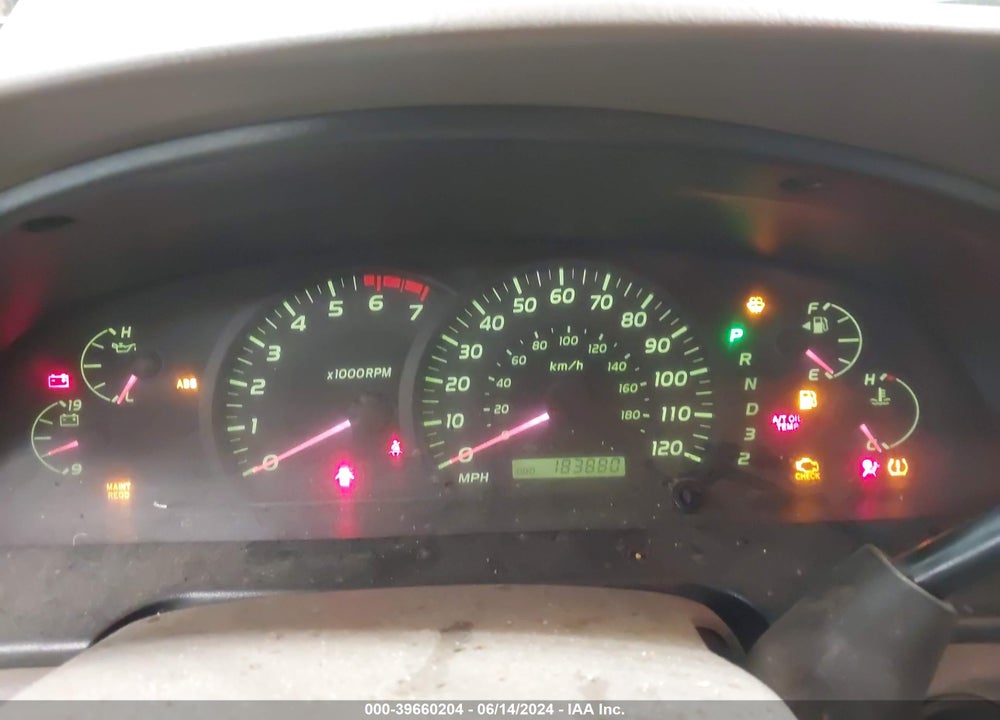2006 TOYOTA TUNDRA SR5 V8 VIN: 5TBDT44106S542202