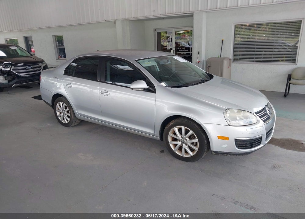 2010 VOLKSWAGEN JETTA LIMITED EDITION VIN: 3VWAX7AJ5AM143456