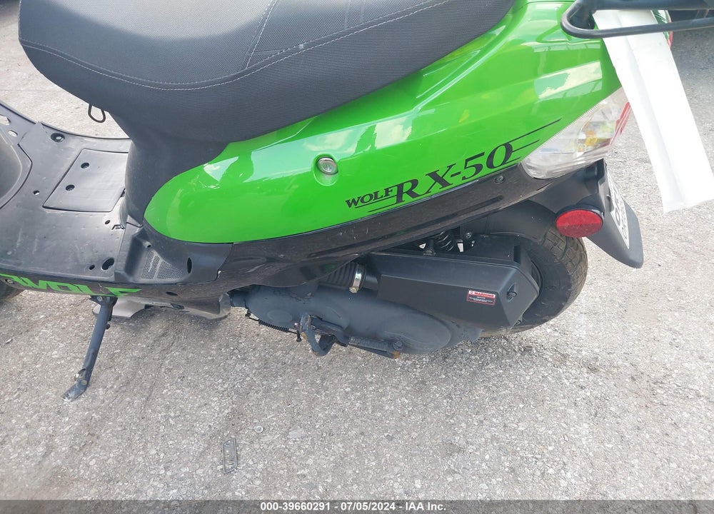 2023 WOLF MOPED VIN: L5YACBPZ6P1109068