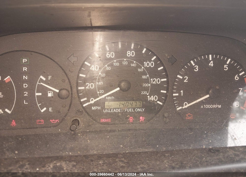 1998 TOYOTA CAMRY LE VIN: 4T1BG22K2WU268768