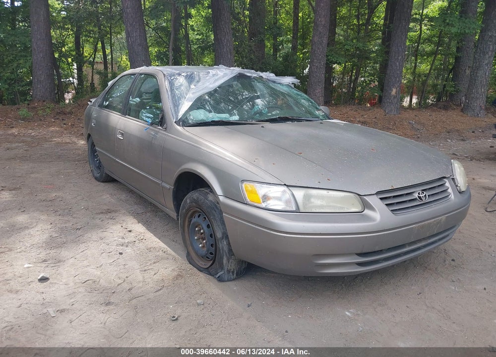 1998 TOYOTA CAMRY LE VIN: 4T1BG22K2WU268768