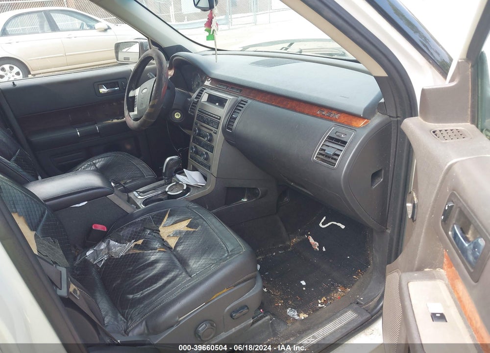 2009 FORD FLEX LIMITED VIN: 2FMEK63C59BA00186