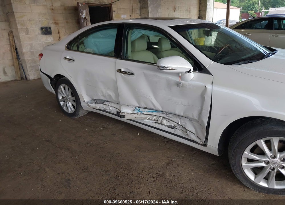2010 LEXUS ES 350 VIN: JTHBK1EG3A2404946