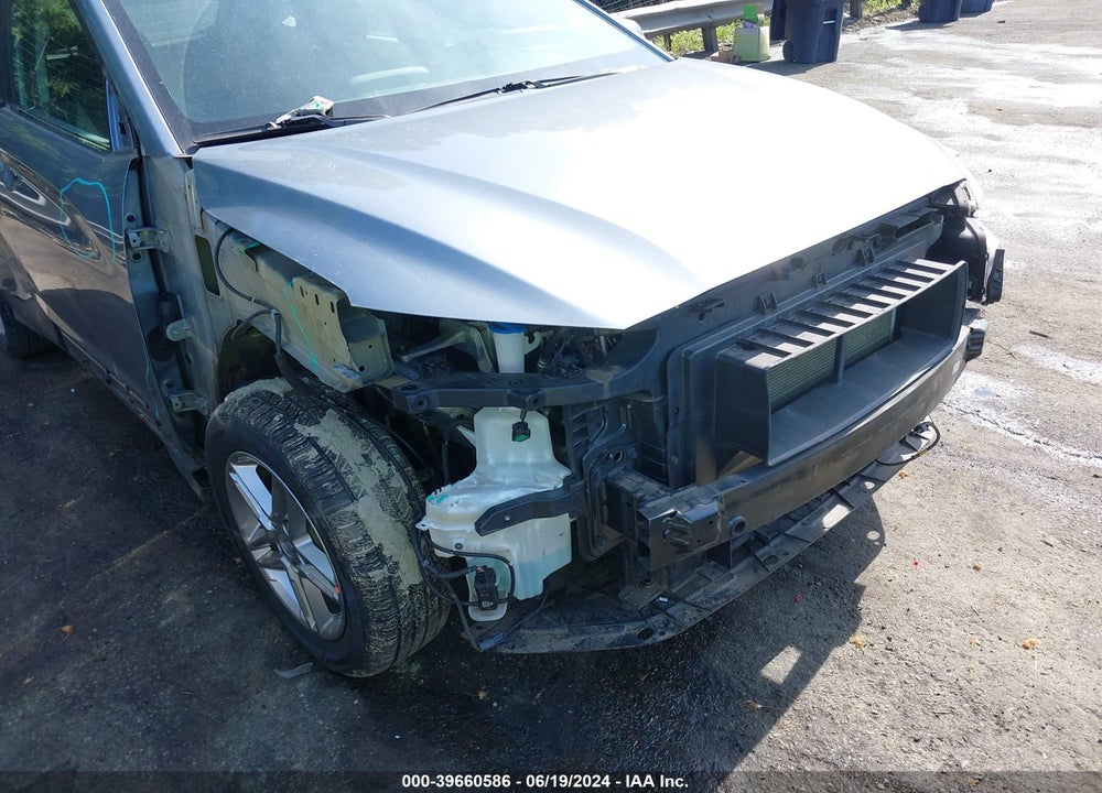 2019 HYUNDAI KONA SE VIN: KM8K12AA7KU198771