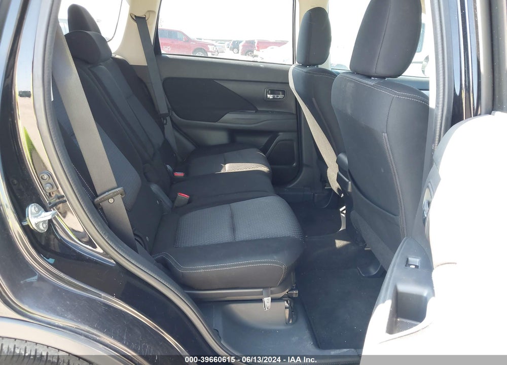 2016 MITSUBISHI OUTLANDER VIN: JA4AD2A31GZ022005