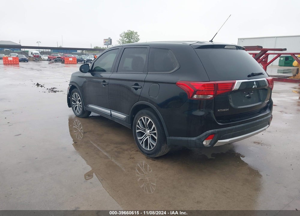 2016 MITSUBISHI OUTLANDER VIN: JA4AD2A31GZ022005
