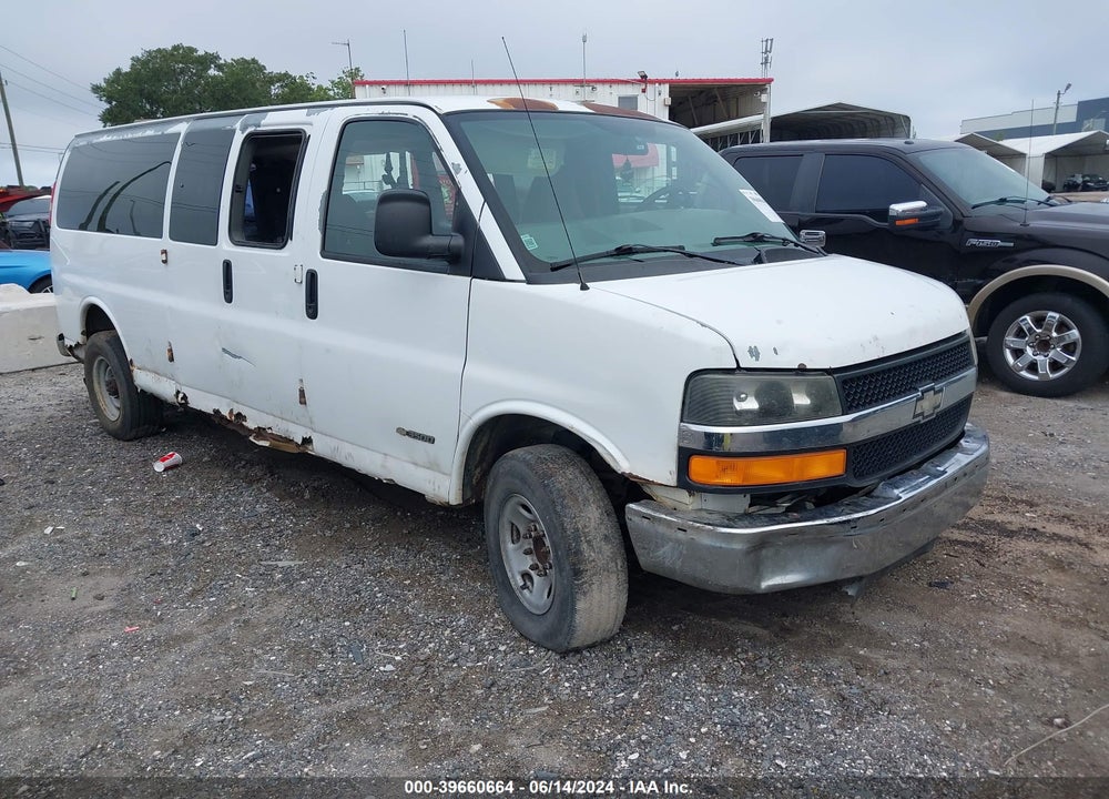 2005 CHEVROLET EXPRESS VIN: 1GAHG39UX51244626