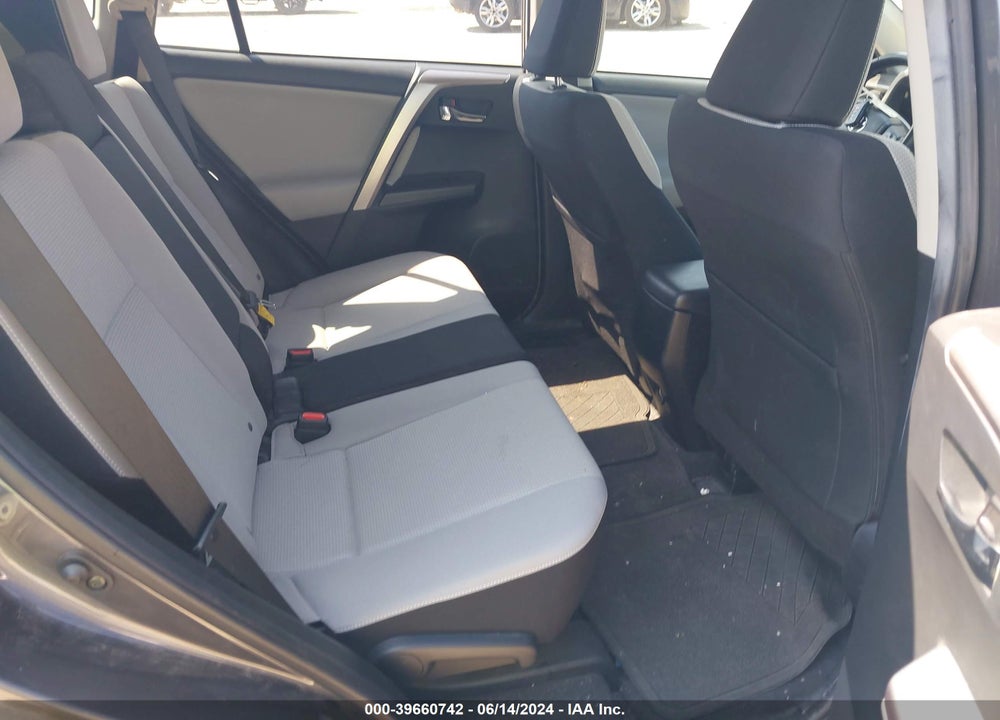2017 TOYOTA RAV4 XLE VIN: JTMWFREV5HJ717114