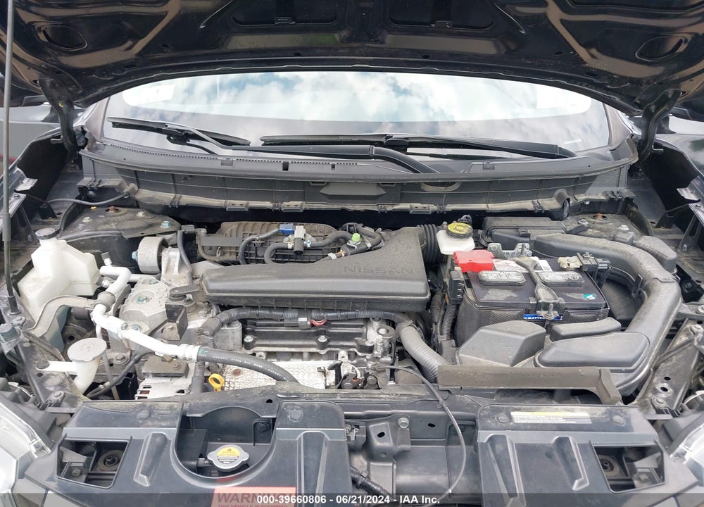2018 NISSAN ROGUE S VIN: JN8AT2MV3JW304424