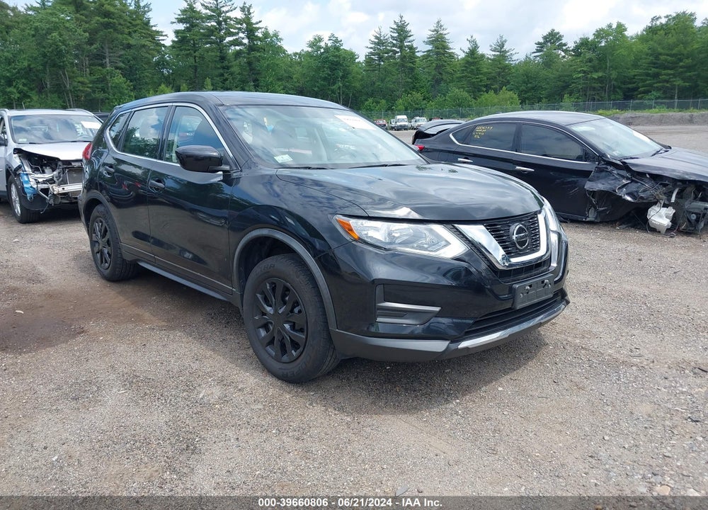 2018 NISSAN ROGUE S VIN: JN8AT2MV3JW304424