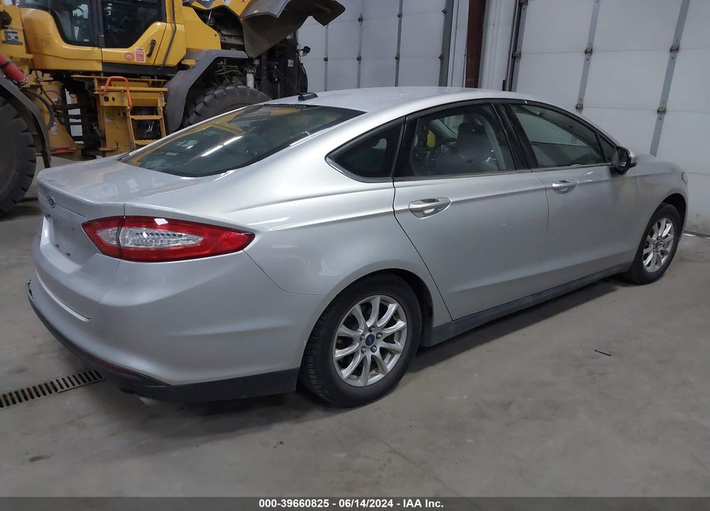 2015 FORD FUSION S VIN: 3FA6P0G7XFR183236