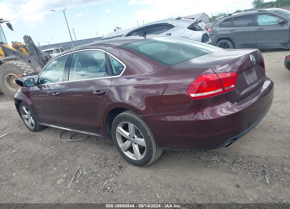 2013 VOLKSWAGEN PASSAT 2.5L SE VIN: 1VWBP7A38DC092014