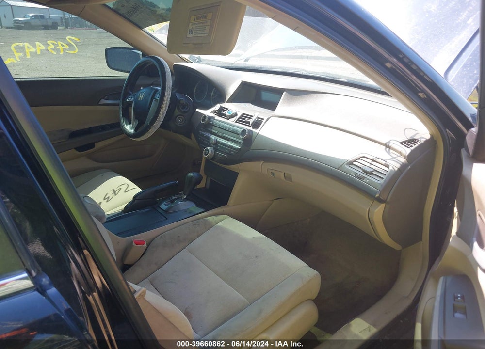 2009 HONDA ACCORD 2.4 LX VIN: 1HGCP26339A130840