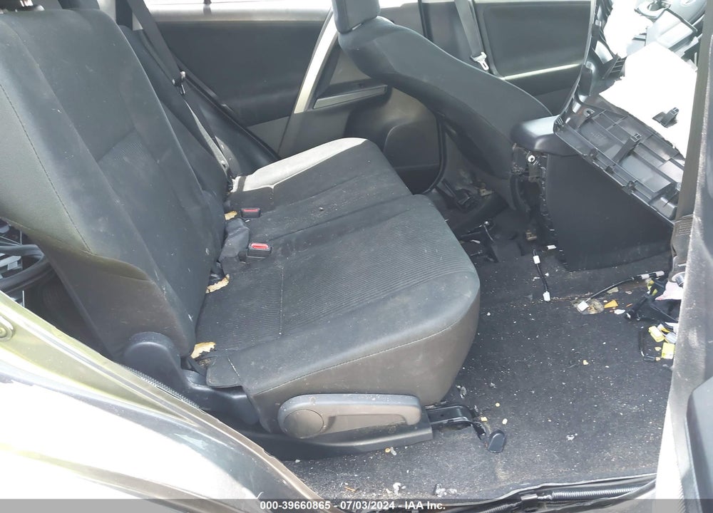 2017 TOYOTA RAV4 LE VIN: JTMZFREVXHJ707529