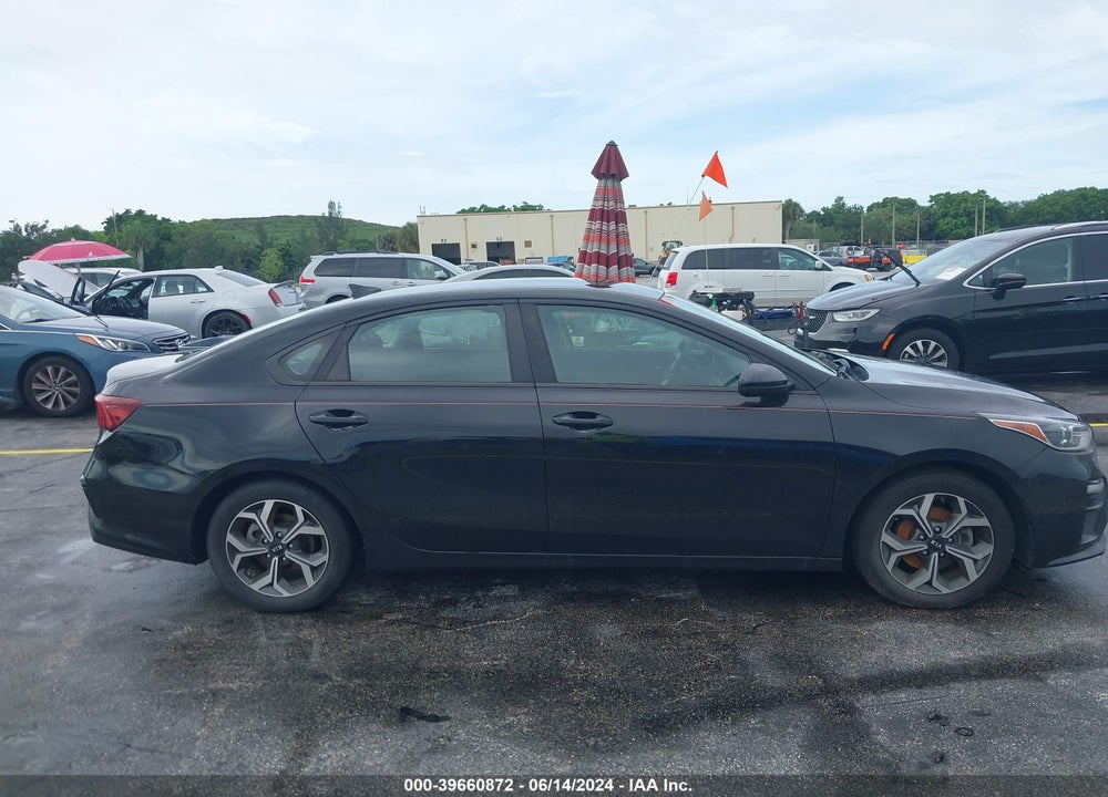 2019 KIA FORTE LXS VIN: 3KPF24AD5KE133442
