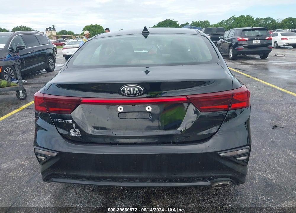 2019 KIA FORTE LXS VIN: 3KPF24AD5KE133442