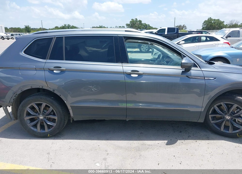 2022 VOLKSWAGEN TIGUAN VIN: 3VV3B7AX6NM051052