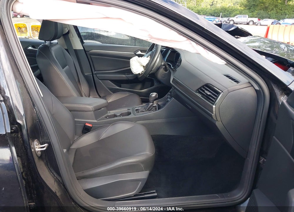 2020 VOLKSWAGEN JETTA 1.4T SEL VIN: 3VWEB7BU7LM055200