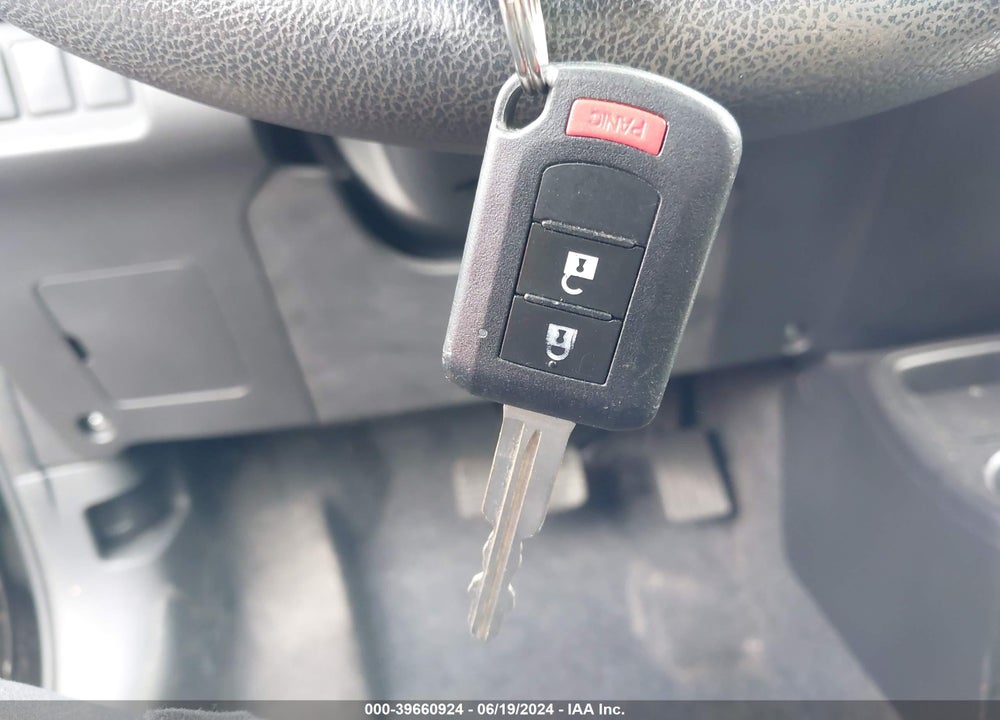 2018 MITSUBISHI MIRAGE ES VIN: ML32A3HJ9JH015137