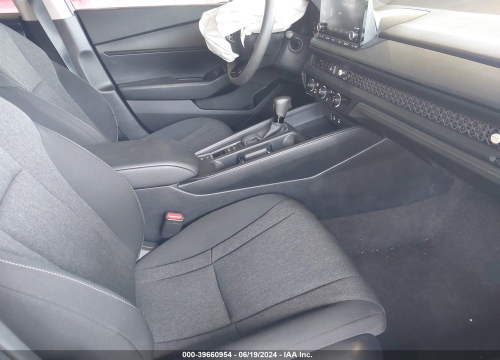 2024 HONDA ACCORD LX VIN: 1HGCY1F20RA015403
