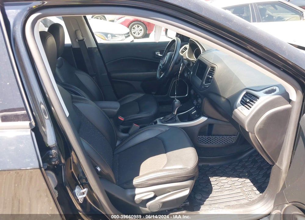 2019 JEEP COMPASS LATITUDE FWD VIN: 3C4NJCBB1KT855847