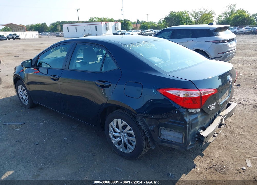 2018 TOYOTA COROLLA LE VIN: 2T1BURHE2JC091586