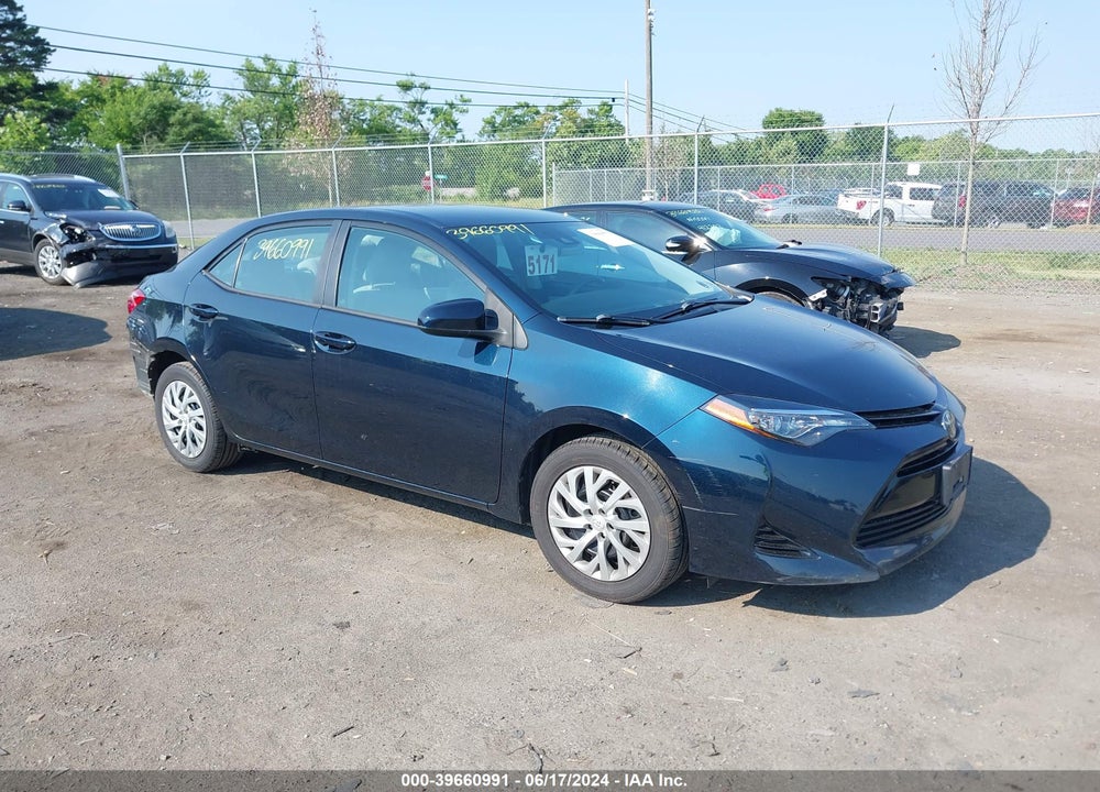 2018 TOYOTA COROLLA LE VIN: 2T1BURHE2JC091586