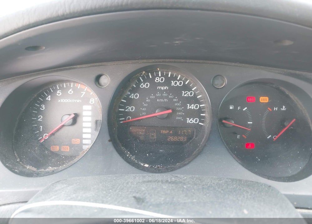 2000 ACURA TL 3.2 VIN: 19UUA5663YA037963