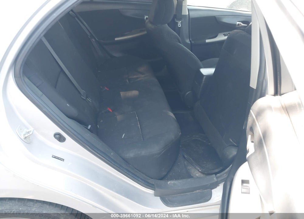 2011 TOYOTA COROLLA S VIN: 2T1BU4EE5BC686568