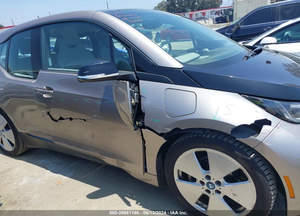 2015 BMW I3 BASE W/RANGE EXTENDER VIN: WBY1Z4C5XFV278469