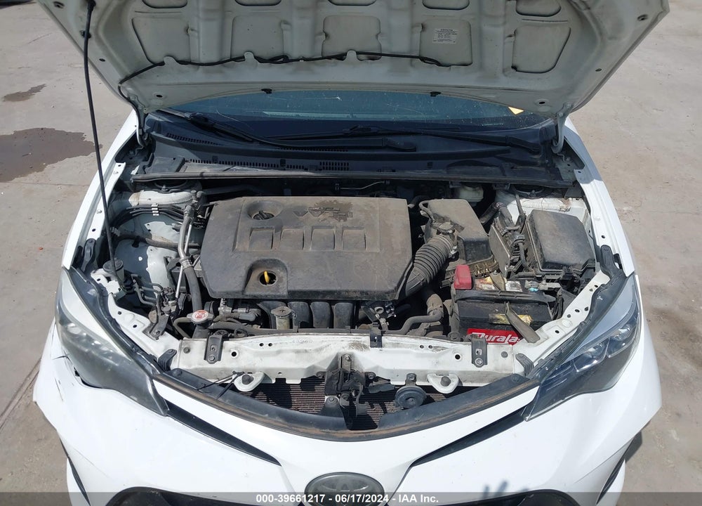 2018 TOYOTA COROLLA SE VIN: 5YFBURHE5JP769330