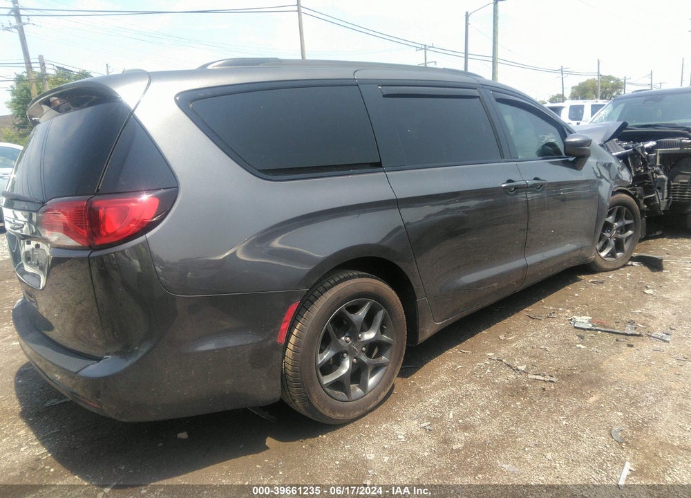 2018 CHRYSLER PACIFICA TOURING L PLUS VIN: 2C4RC1EG3JR293135