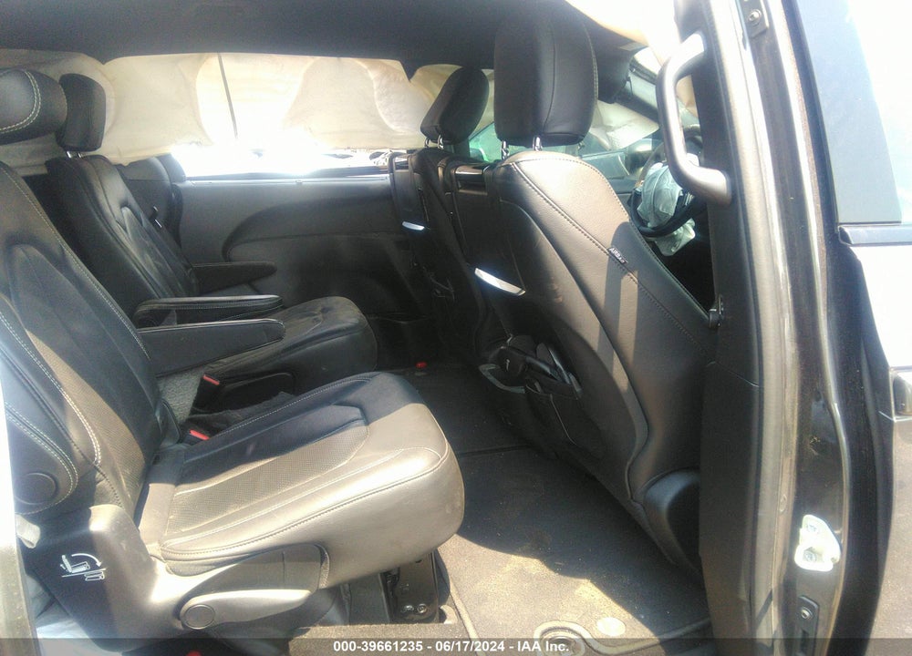 2018 CHRYSLER PACIFICA TOURING L PLUS VIN: 2C4RC1EG3JR293135