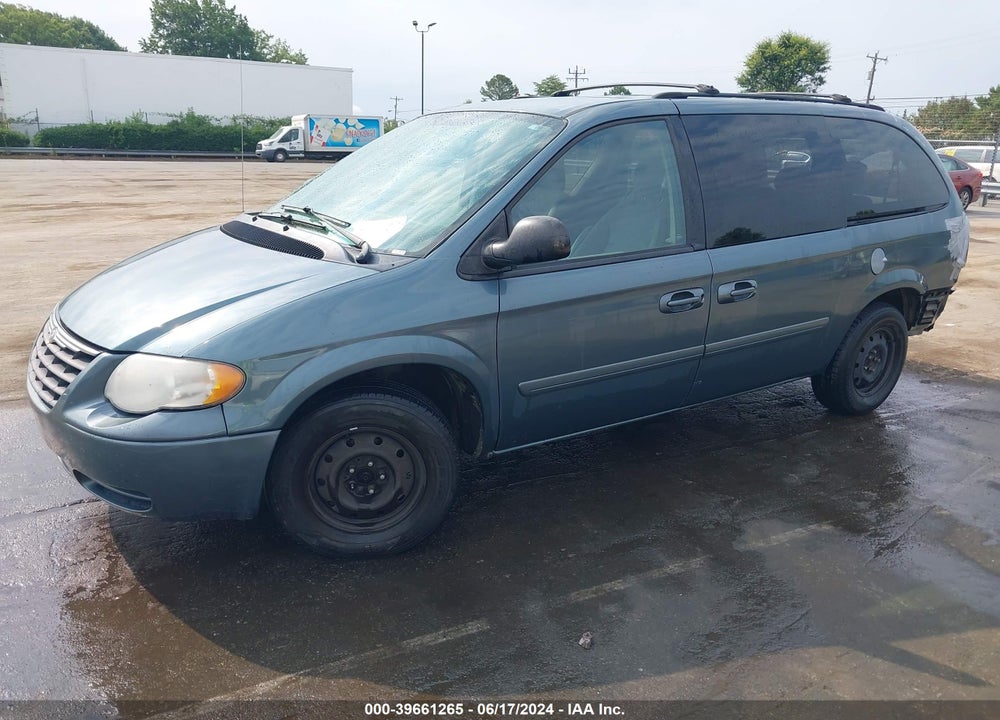 2006 CHRYSLER TOWN & COUNTRY LX VIN: 2A4GP44R66R800837