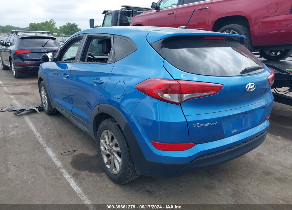 2016 HYUNDAI TUCSON SE VIN: KM8J23A40GU075815