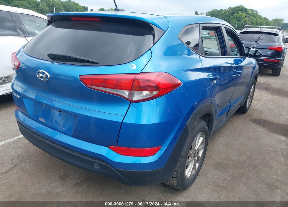 2016 HYUNDAI TUCSON SE VIN: KM8J23A40GU075815