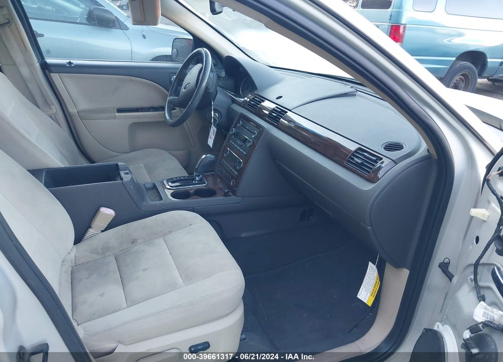 2008 FORD TAURUS SEL VIN: 1FAHP24W38G139685