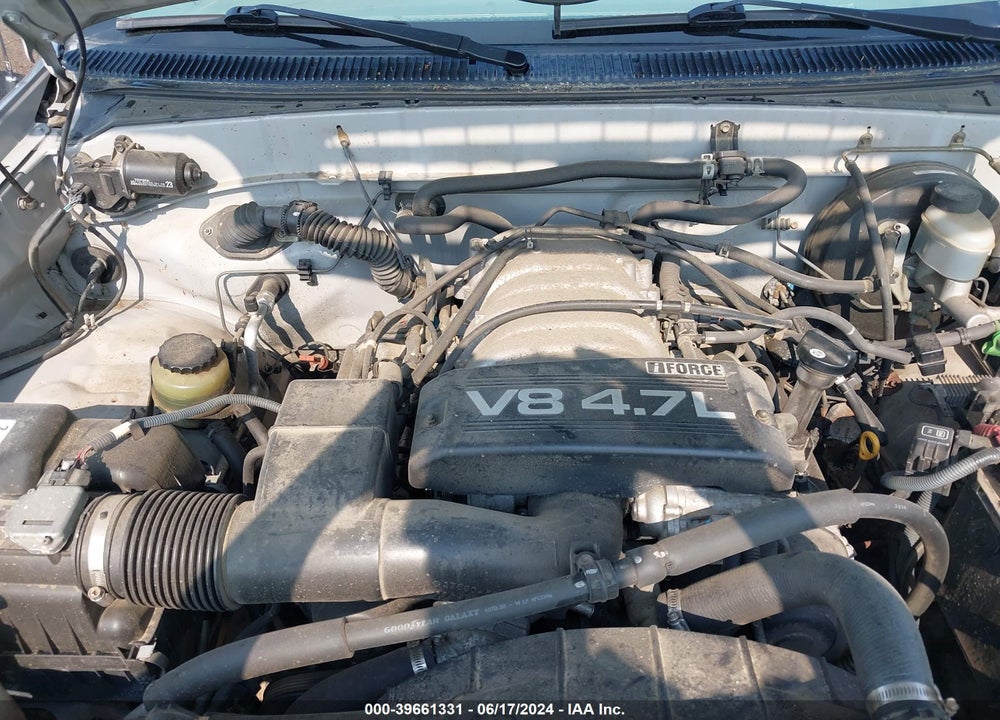 2001 TOYOTA TUNDRA SR5 V8 VIN: 5TBBT44161S161924