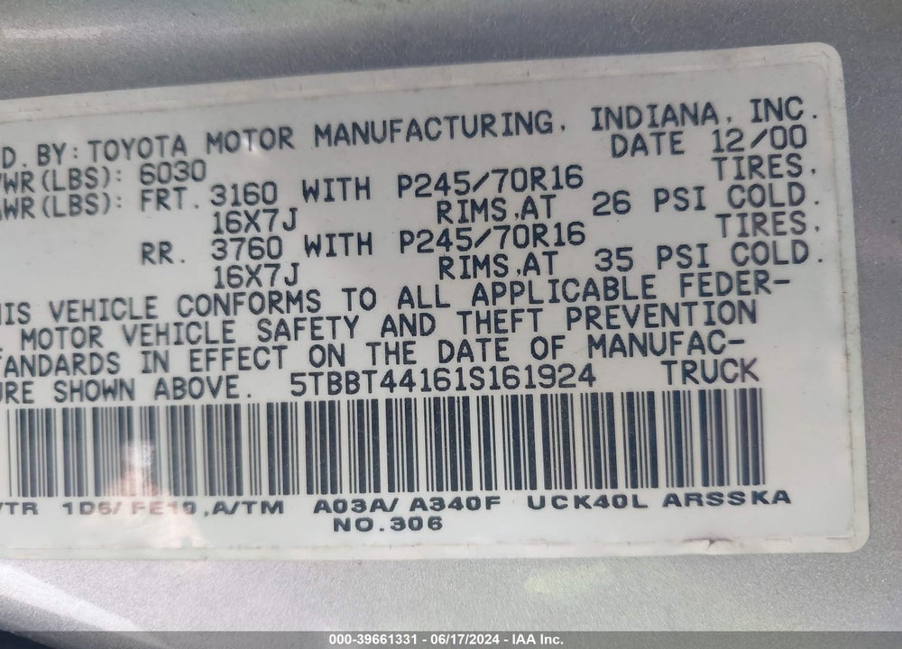 2001 TOYOTA TUNDRA SR5 V8 VIN: 5TBBT44161S161924