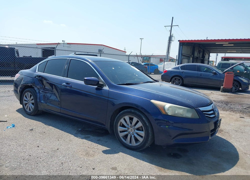 2011 HONDA ACCORD 2.4 EX VIN: 1HGCP2F76BA067774