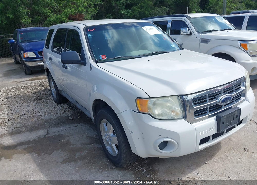 2009 FORD ESCAPE XLS VIN: 1FMCU92739KB20775