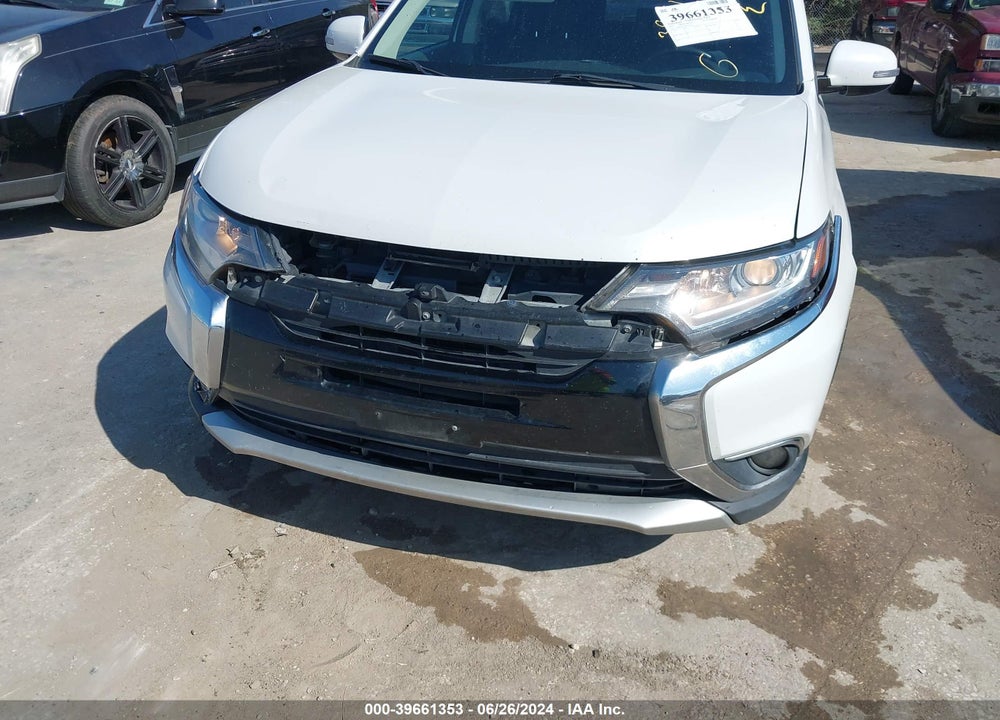 2017 MITSUBISHI OUTLANDER SE/SEL VIN: JA4AD3A33HZ031828