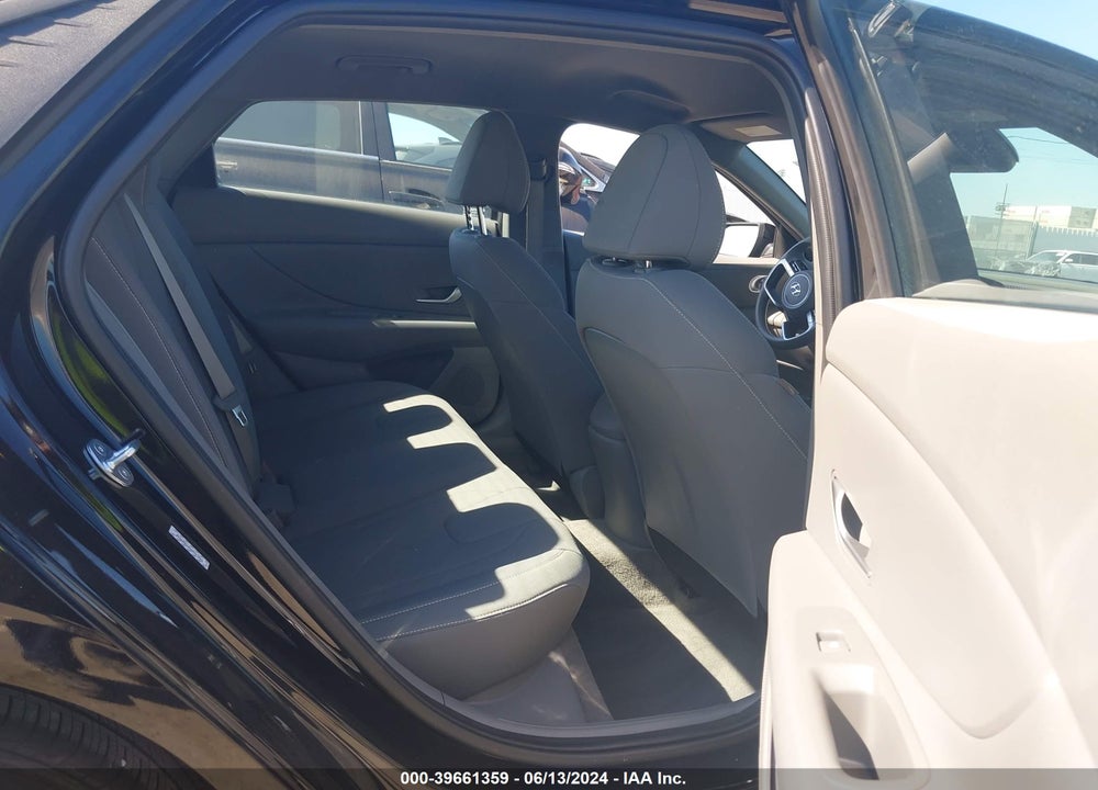2023 HYUNDAI ELANTRA SEL VIN: KMHLM4AG3PU609540