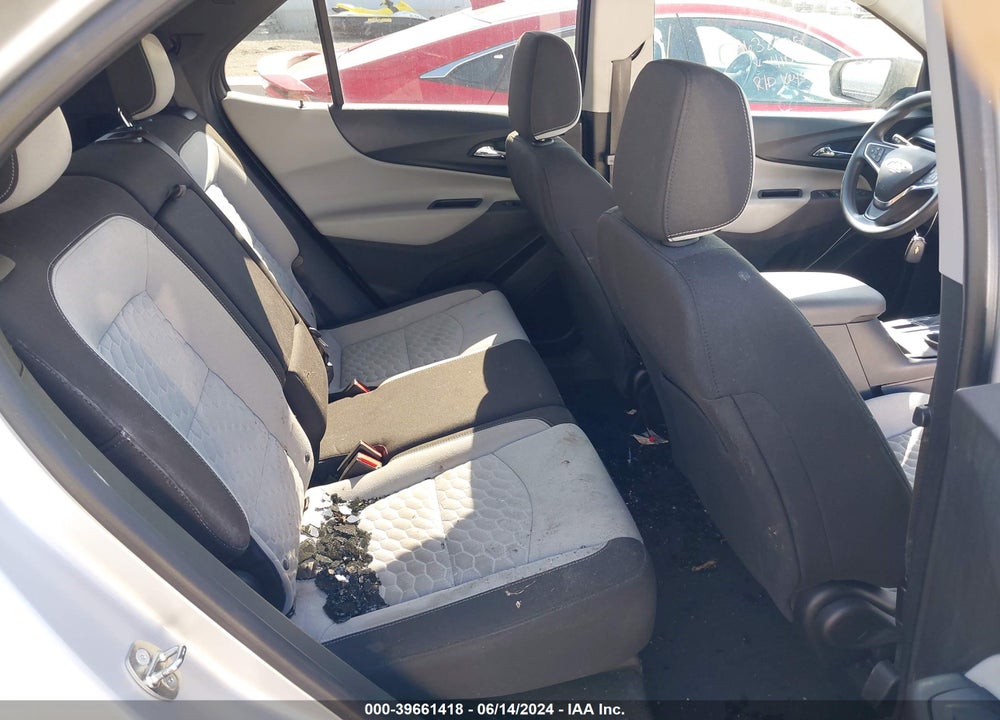 2018 CHEVROLET EQUINOX VIN: 2GNAXHEV2J6238614